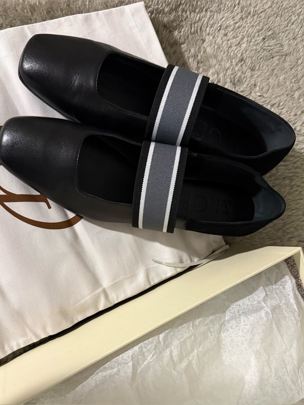 The Ballet Leather Flats - Black Multi